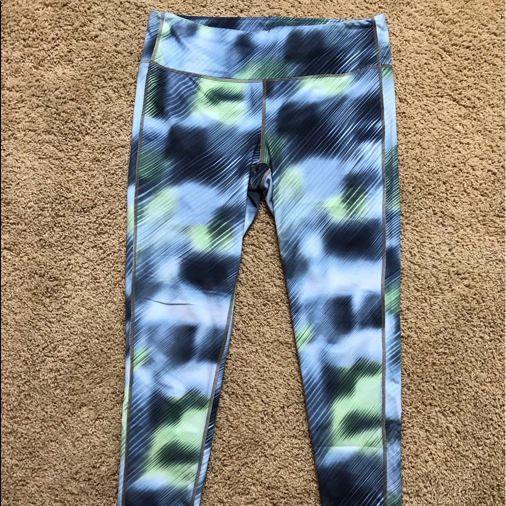 Athleta Multi-Colored Leggings in Size Large